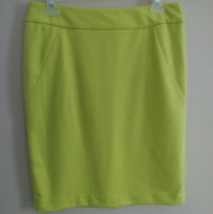 Premise Skirt Size8